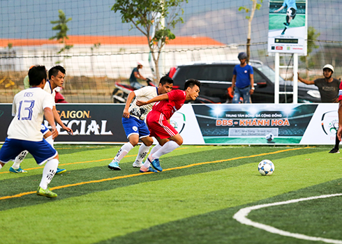 Các Lỗi Vi Phạm Và Thẻ Phạt Trong Luật Bóng Đá 5 Người